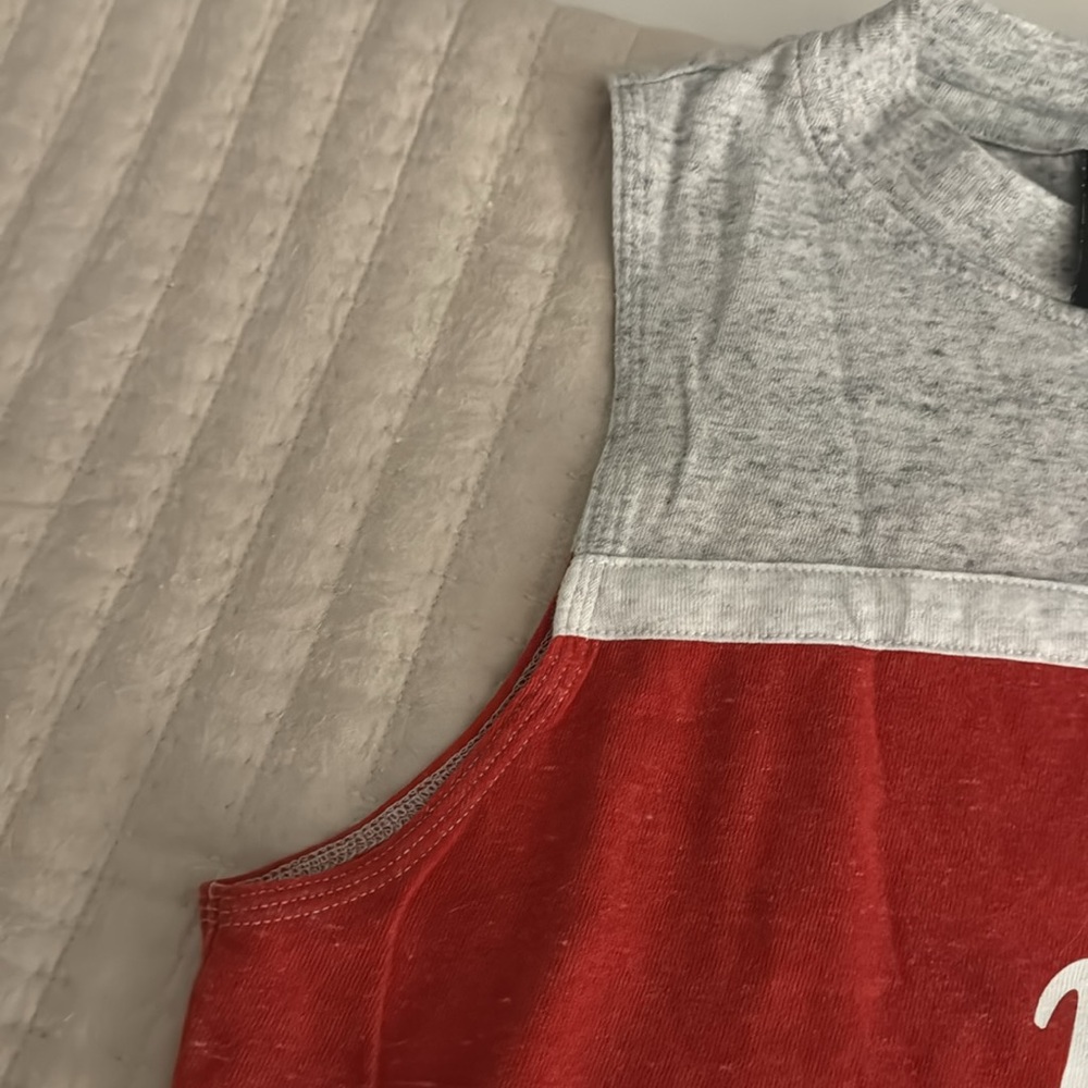 Cropped Nike Workout Tank - Picture 4 of 4